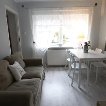 I El-piero Lodge Pobierowo