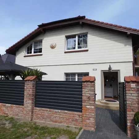 I El-piero بيت خشبي بوبيروفو