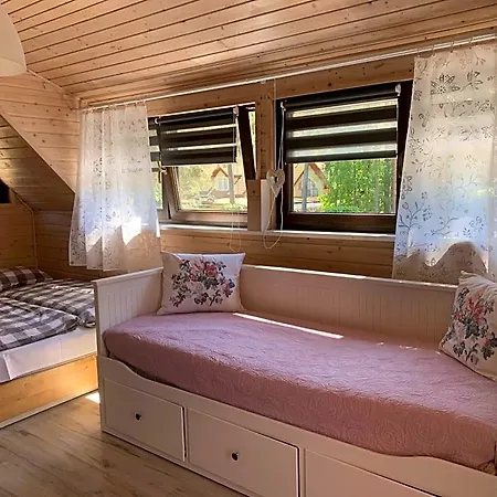 I El-piero Lodge Pobierowo