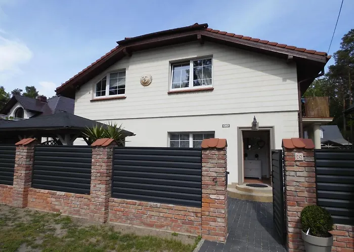 I El-piero Lodge Pobierowo